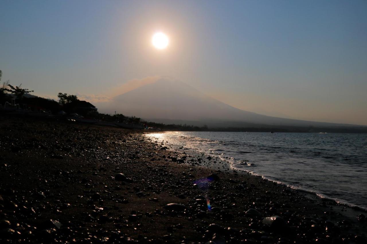 Valomia Beachfront Amed Exterior foto